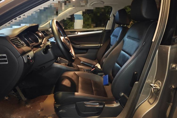 Used Volkswagen Sagitar 2015 230TSI Manual Comfort Version