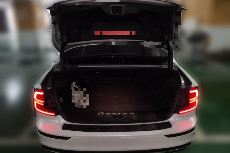 Used Volvo S60 2021 T4 Zhiyi Luxury Edition