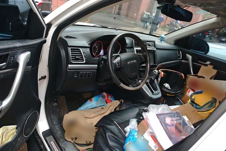 Used Haval H6 2015 Sport Edition 1.5T Automatic Two-Wheel Drive Luxury Model
