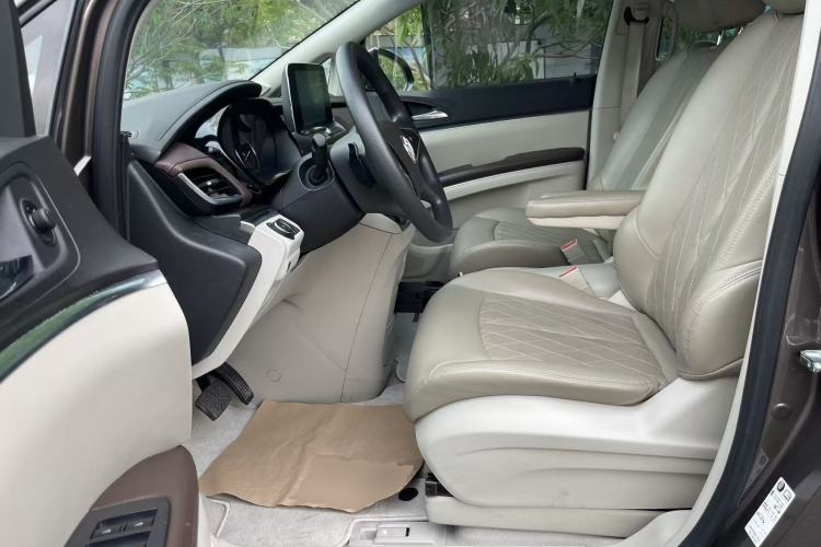 Used Buick GL8 2022 Land Cruiser Executive Class 652T Comfort Model Left Front Seat