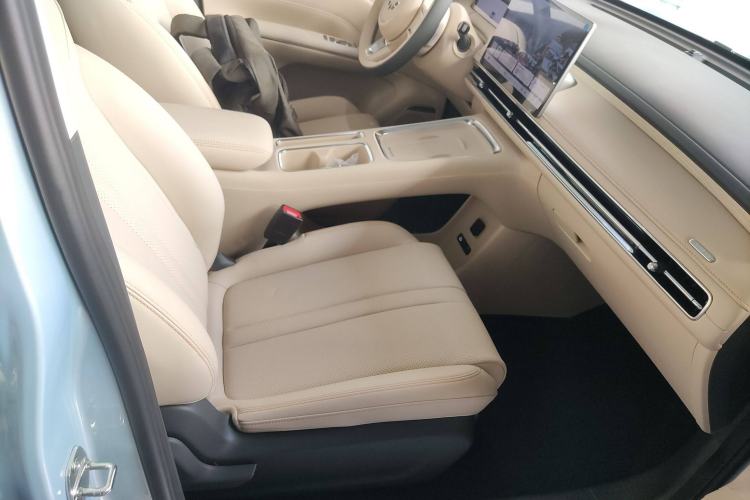 Used Wuling Bingo S 2025 Model 325km Deluxe Edition