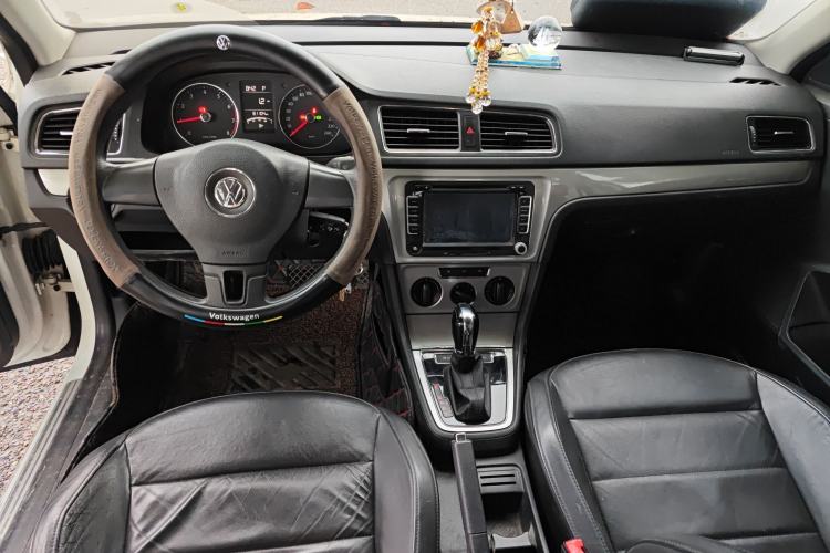 Used Volkswagen Lavida 2013 Restyled Classic 1.6L Automatic Comfort Edition