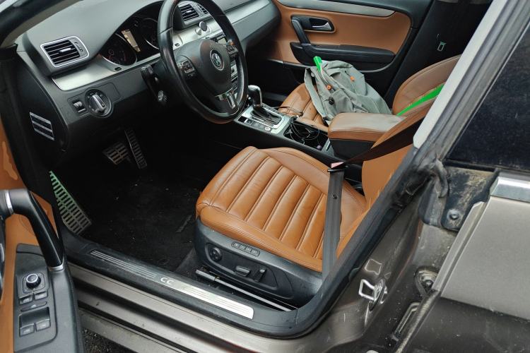 Used Volkswagen FAW-Volkswagen CC 2012 2.0 TSI Ultimate Edition Left Front Seat