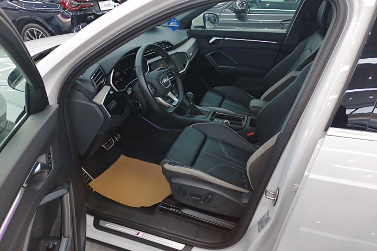 Used Audi Q3 2024 35 TFSI Fashion Dynamic Edition