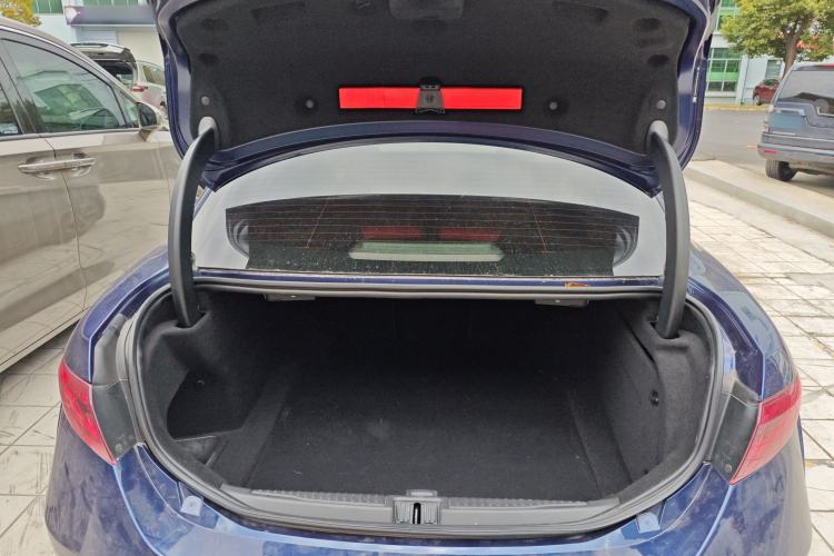 Used Alfa Romeo Giulia 2017 2.0T 280HP Luxury Edition
