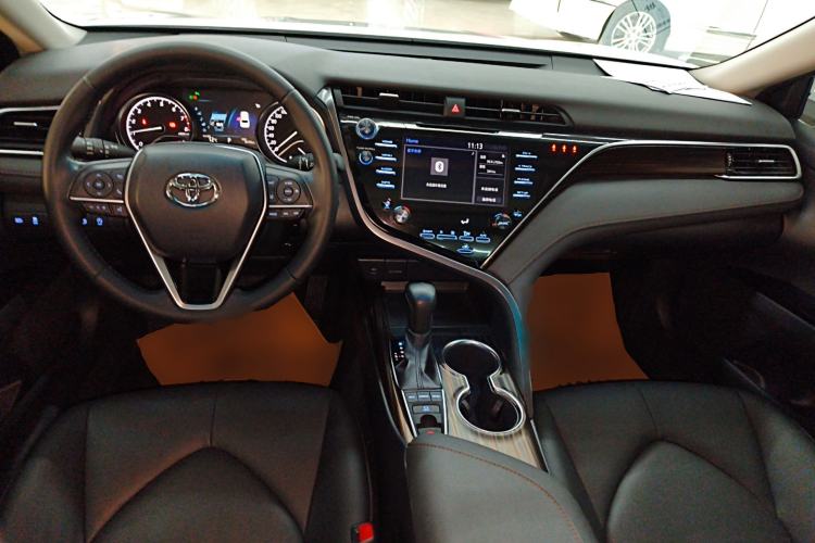 Used Toyota Camry 2018 2.5G Luxury Edition
