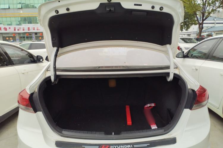 Used Hyundai Elantra (6th Generation / Lingdong) 2016 1.6L Automatic ZhiXuan – Elite Version
