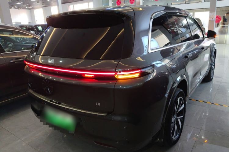 Used Li Auto L8 2023 Pro Model
