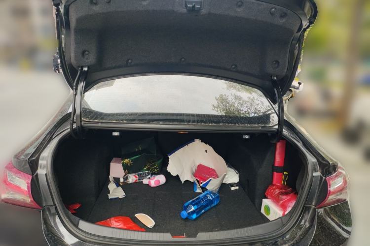 Used Chevrolet Malibu XL 2022 535T Automatic Sport Edition Trunk