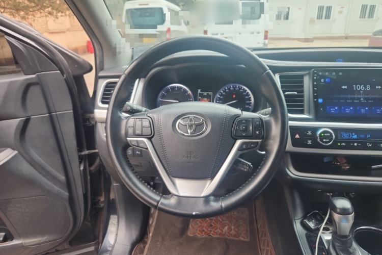 Used Toyota Highlander 2018 2.0T Four-Wheel Drive Luxury Version 7 Seats China VI Standard