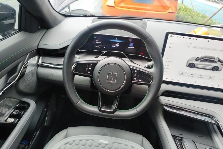 Used Zeekr 001 2023 WE Edition 100 kWh Steering Wheel