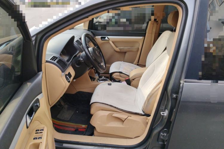 Used Volkswagen Touran 2011 1.4T DSG Zhiya Edition 5 Seats Driver Seat