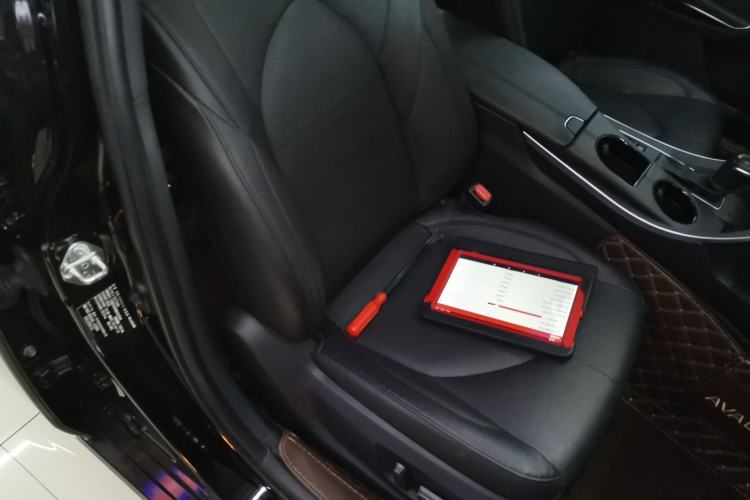 Used Toyota Avalon 2019 2.0L Luxury Edition China VI Standard
