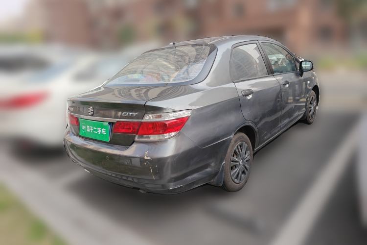 Used Everus S1 2011 1.3L Automatic Comfort Edition
