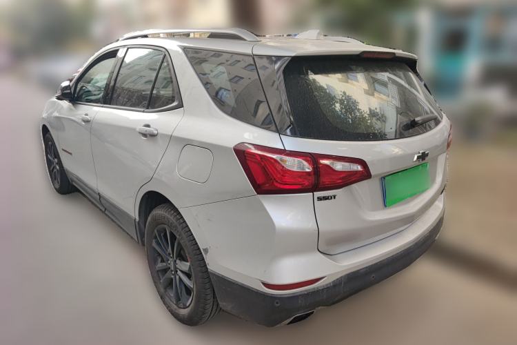 Used Chevrolet Equinox 2018 Redline 550T Automatic All-Wheel-Drive RS Edition
