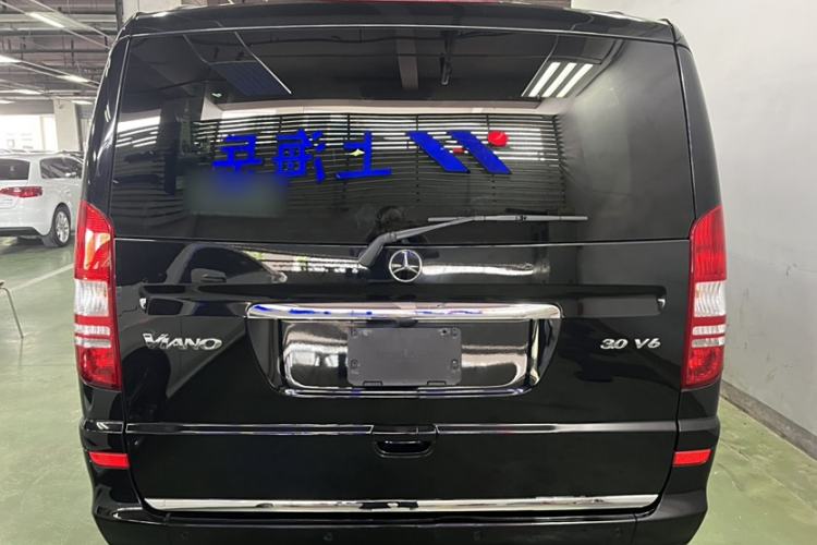 Used Mercedes-Benz Viano 2015 3.0L Partner Edition Exterior 8