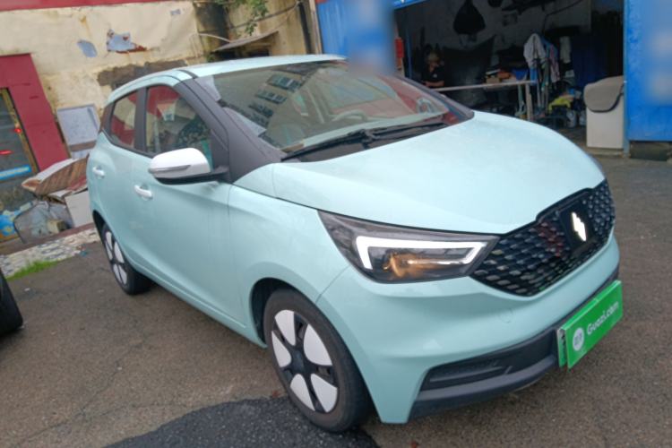 Used JMEV Ezi EV3 2024 Edition Youth Version 330KM Comfort Model Front Right 45 Deg