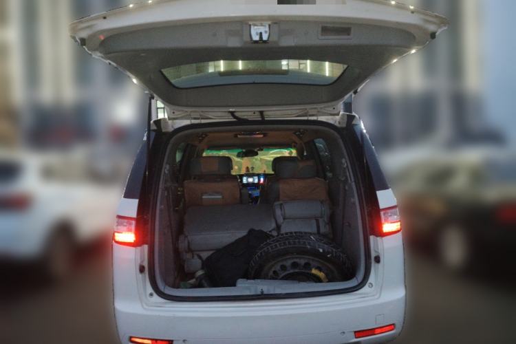 Used Luxgen Great 7 MPV 2015 2.0T Elite Edition Trunk