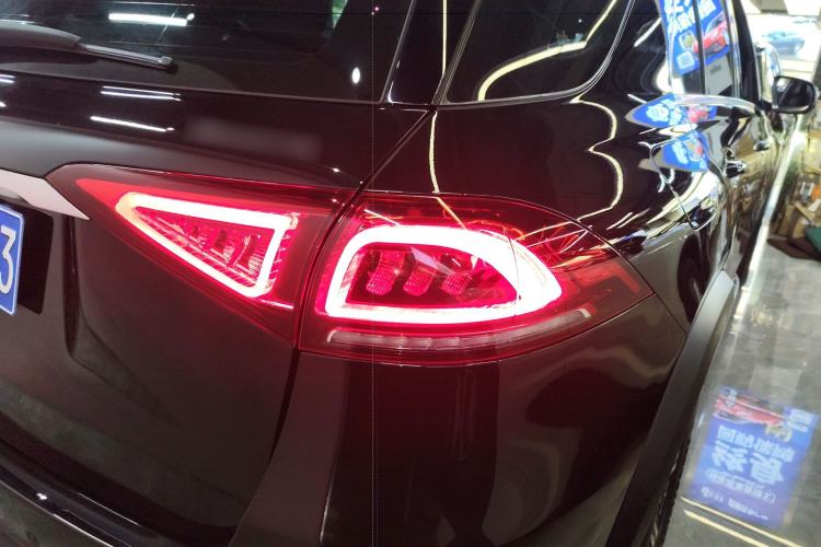 Used Mercedes-Benz GLE 2023 GLE 350 4MATIC Dynamic Edition Right Rear Taillight