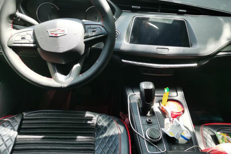 Used Cadillac XT4 2018 28T Two-Wheel Drive Tech Version