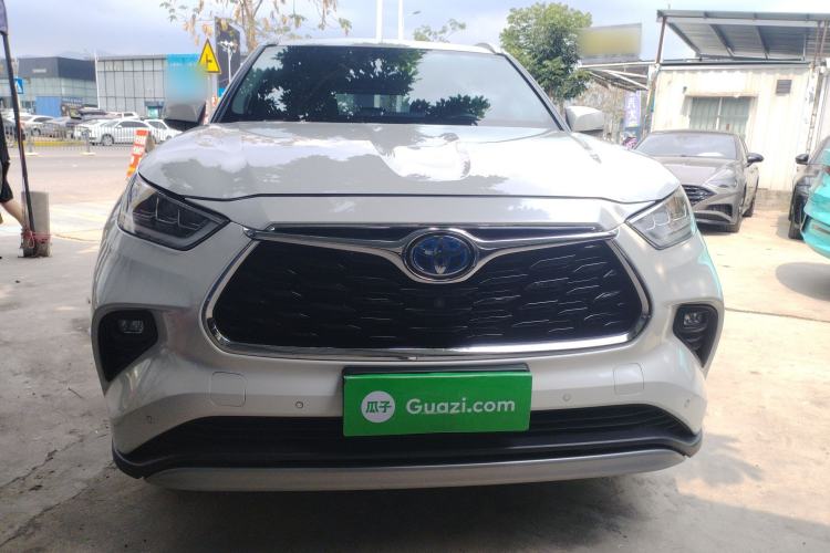 Used Toyota Highlander 2022 Dual-Engine 2.5L Four-Wheel Drive Supreme Edition 7-Seater Front