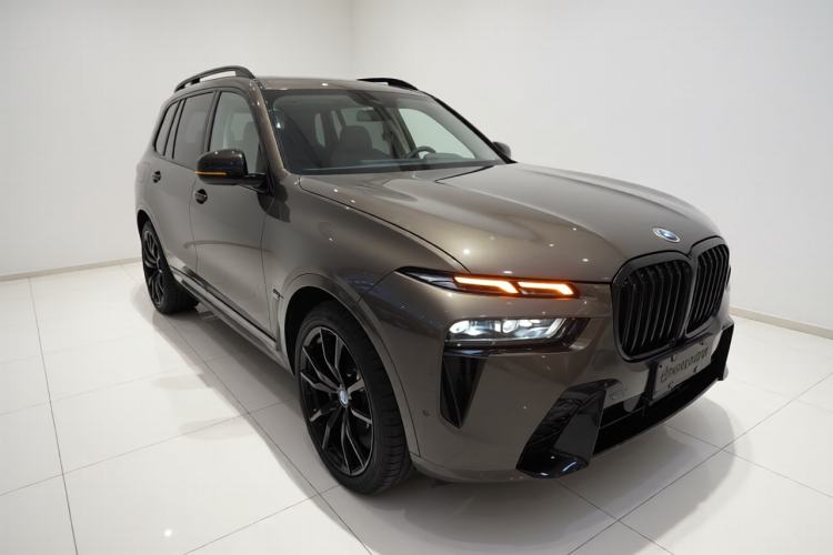 Used BMW X7 2023 xDrive M60i Exterior 1