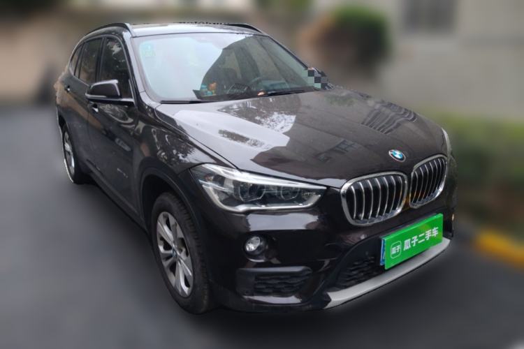 Used BMW X1 2016 sDrive18Li Premium Edition Front Right 45 Deg