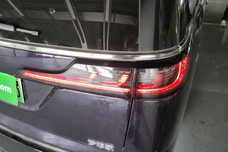 Used VOYAH Dream 2024 PHEV Ultra-Long Range Flagship Edition