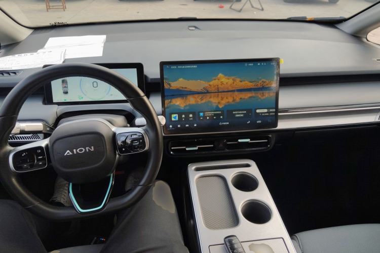 Used AION Y 2023 Younger
