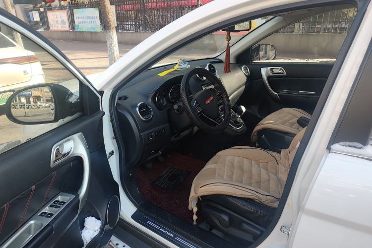Used Haval H6 2013 Upgraded Model 1.5T Manual Two-Wheel Drive Urban Version