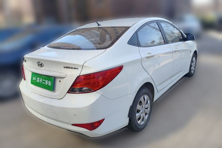Used Hyundai Verna (older generation) 2014 1.4L Manual Smart GLS Trim
