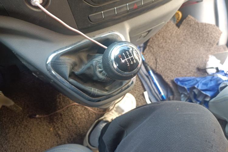 Used Foton Toano 2020 2.0T Multi-Function Short Wheelbase Mid-Roof 5/6-Seater China VI Emission Standard 4F20TC3