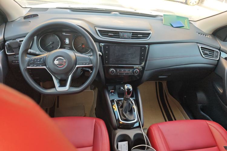 Used Nissan Qashqai 2021 2.0L CVT Smart Enjoyment Version Center Console