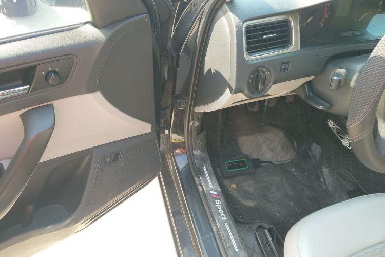 Used Skoda Rapid 2016 1.6L Manual Trend Edition
