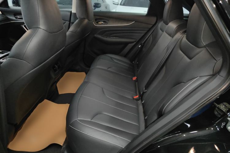 Used Venucia V DD-i 2023 110 km iE Version