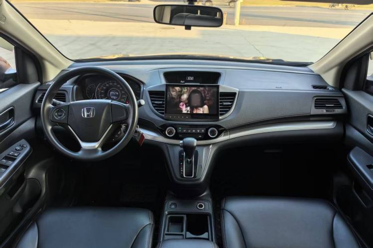 Used Honda CR-V 2016 2.0L two-wheel drive Urban Edition
