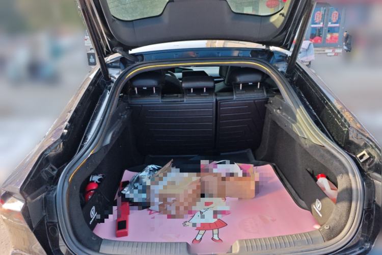 Used CHANGAN UNI-V 2022 1.5T Prestige Version