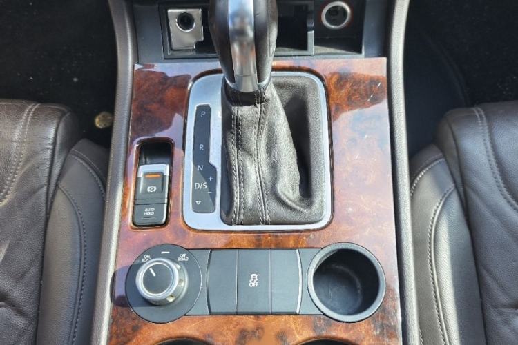 Used Volkswagen Touareg 2014 3.0 TSI New Edition