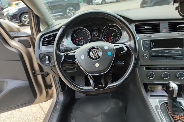 Used Volkswagen Golf 2015 1.6L Automatic Comfort Model
