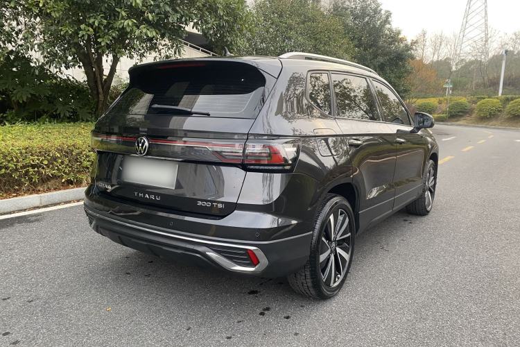 Used Volkswagen Tharu 2023 300TSI Two-Wheel-Drive Moonlight Edition
