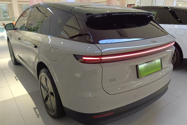 Used Li Auto Li Auto i6 2025 Model Two-Wheel-Drive Standard Type
