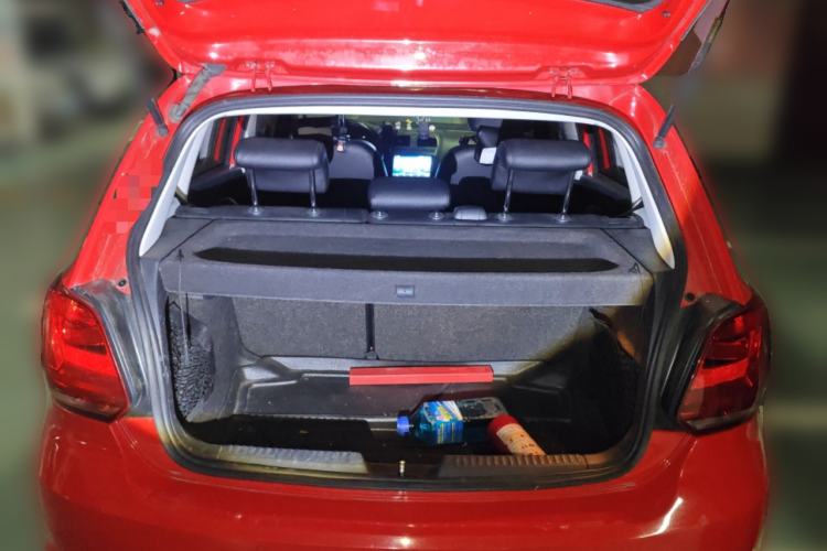 Used Volkswagen Polo 2016 1.6L Automatic Comfort Model
