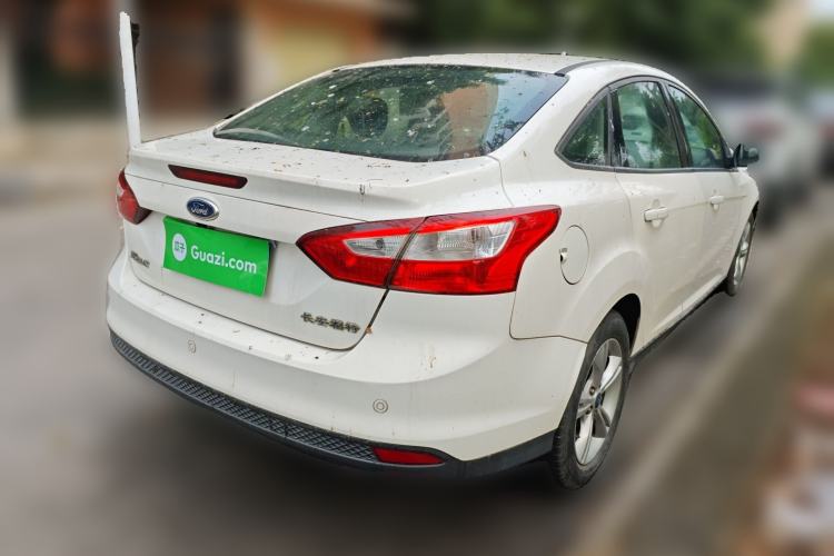 Used Ford Focus 2012 Sedan 1.6L Automatic Fashion Edition