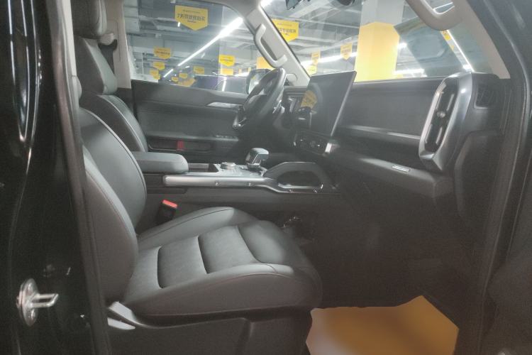 Used JETOUR Traveler 2023 1.5T Two-Wheel Drive Discovery PRO Right Front Seat