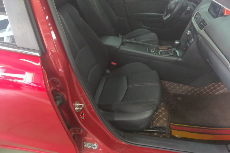 Used Mazda Mazda 3 Axela 2017 Sedan 1.5L Automatic Luxury Model Emission Standard China V
