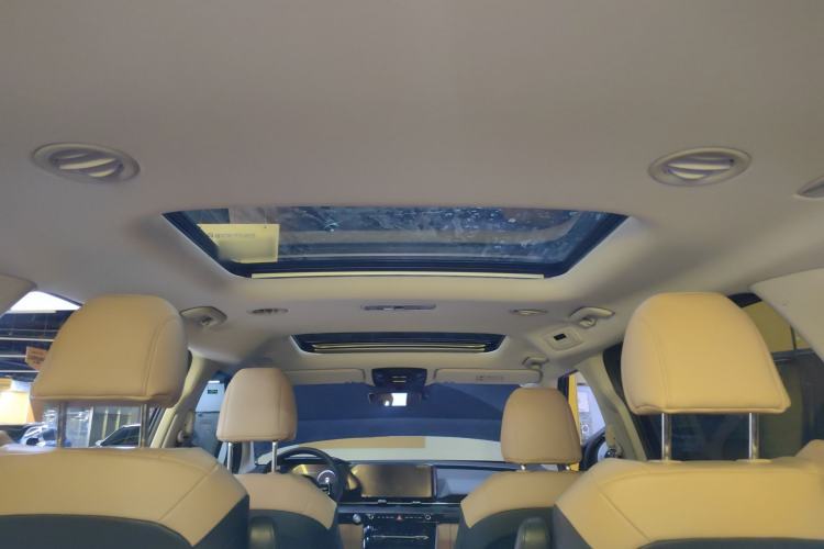 Used Kia Carnival 2021 2.0T Luxury Tech Edition
