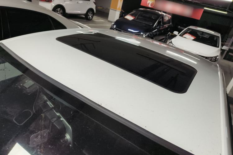 Used Chevrolet Cruze 2018 320 Automatic Pioneer Sunroof Edition
