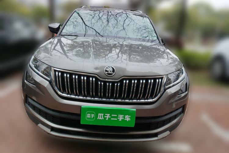 Used Skoda Kodiaq 2019 Facelifted TSI330 7-Seater Two-Wheel-Drive Luxury Enjoyment Edition China VI Standard
