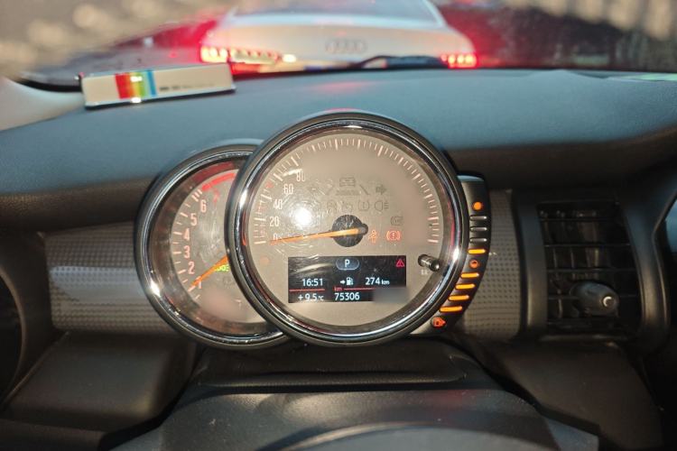 Used MINI MINI 2014 1.5T COOPER Fun