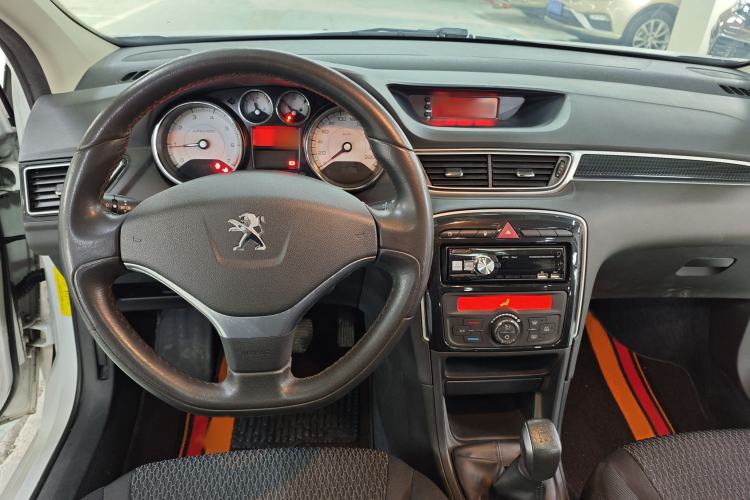 Used Peugeot 308 2014 Enjoy Edition Classic 1.6L Manual Fashion Model